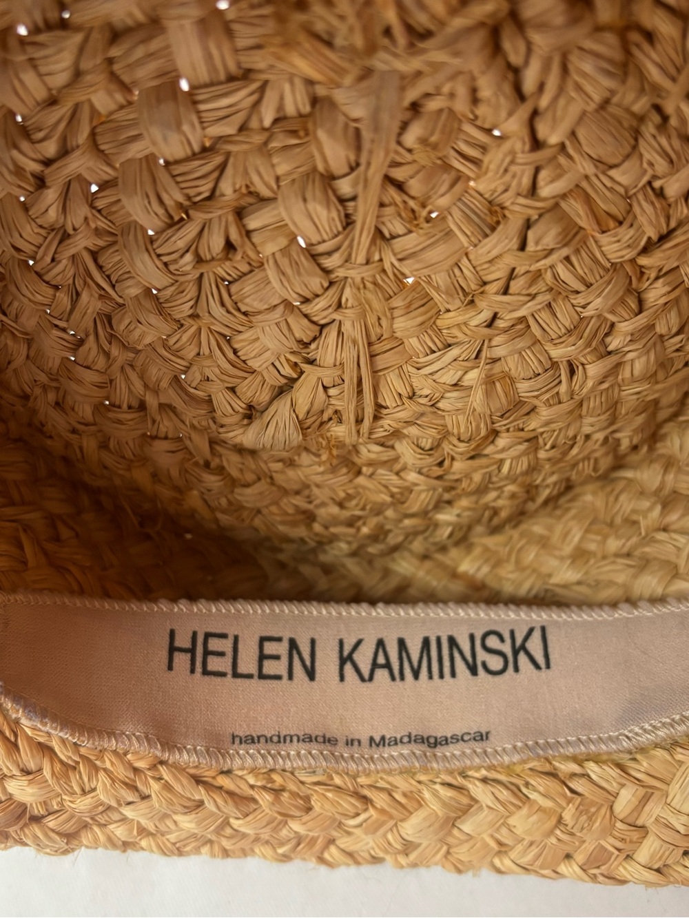 Helen Kaminski Braided Raffia Sun Hat  Beige Natural Kettle Brim Preppy Summery - Picture 5 of 5